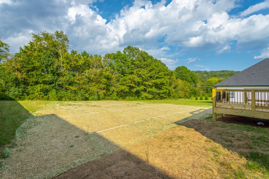 Exterior details and patio area of a home in Pine Ridge, Soddy-Daisy (Image 3).