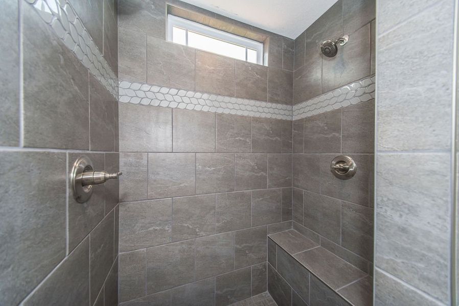 Representative interior finishes for a home built from the Beaumont by Enchanted Homes in Guadalupe Heights, Seguin (Image 20).