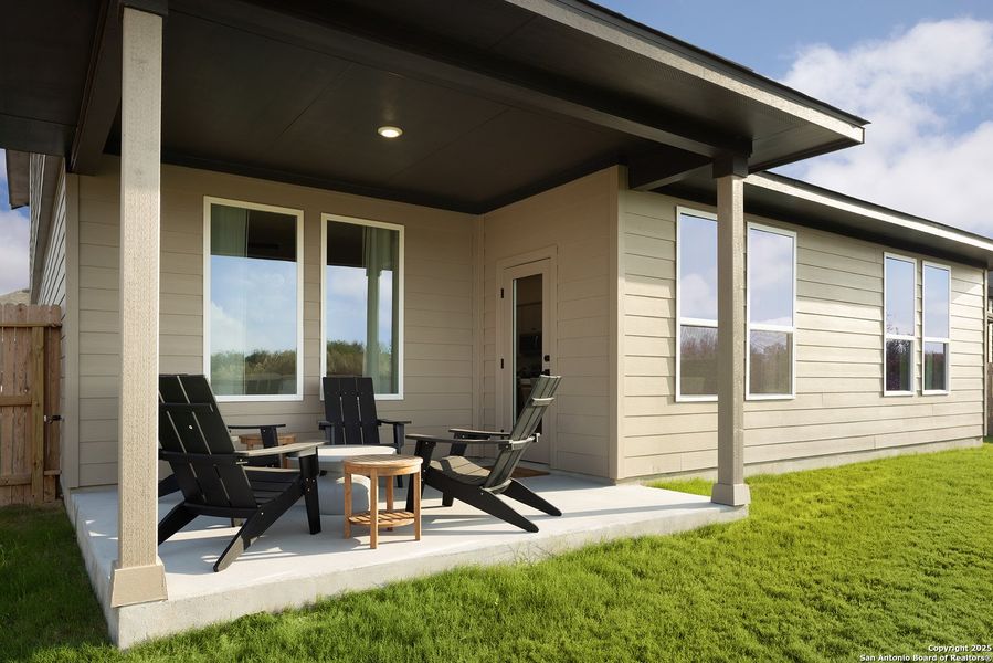 Exterior details and patio area of a home in Venado Crossing, Cibolo (Image 2). Exterior details and patio area of a home in Venado Crossing, Cibolo (Image 2).