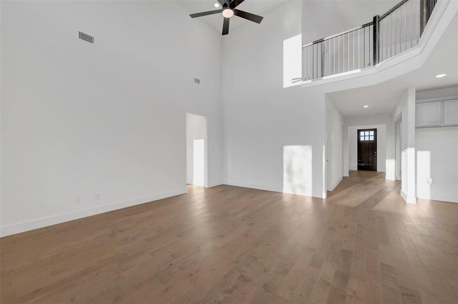 Spacious, unfurnished interior of a new home in Lilyana, Celina (Image 25).
