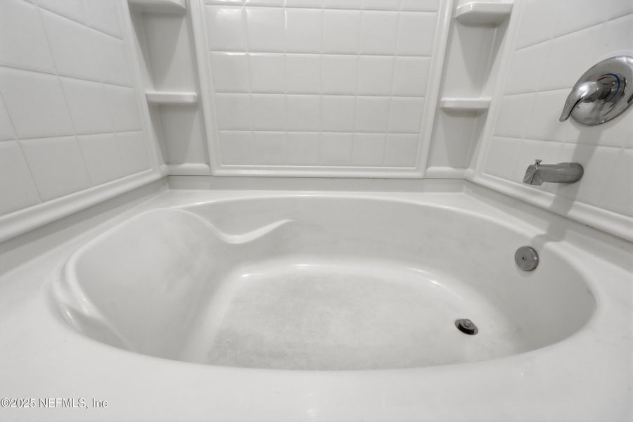 Close-up of interior finishes inside a home in Willow Springs, Green Cove Springs (Image 20).