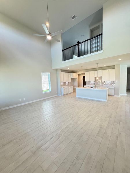 Spacious, unfurnished interior of a new home in Huntington Place, Rosharon (Image 20). Spacious, unfurnished interior of a new home in Huntington Place, Rosharon (Image 20).