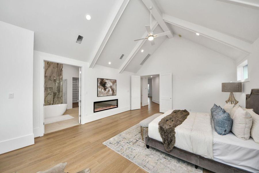 Furnished interior view inside a new home in , Houston (Image 43).