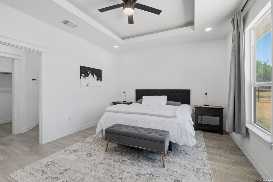 Furnished interior view inside a new home in , Floresville (Image 9).