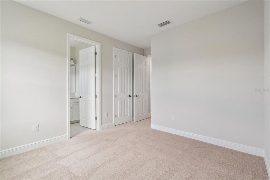 Spacious, unfurnished interior of a new home in Crosswind Ranch, Parrish (Image 15).