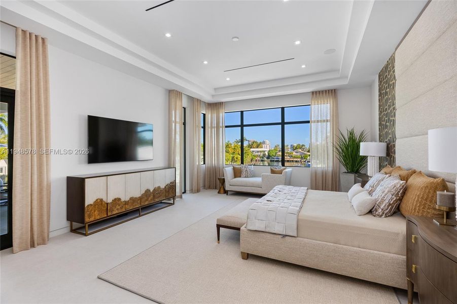 Furnished interior view inside a new home in , Fort Lauderdale (Image 6).