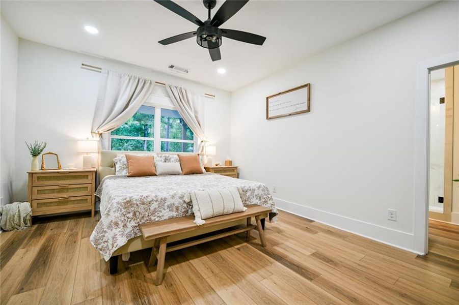Furnished interior view inside a new home in , Monticello (Image 9).