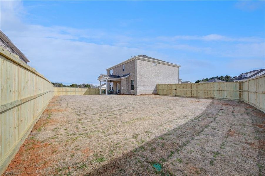Exterior details and patio area of a home in Burchwood, Stockbridge (Image 4).