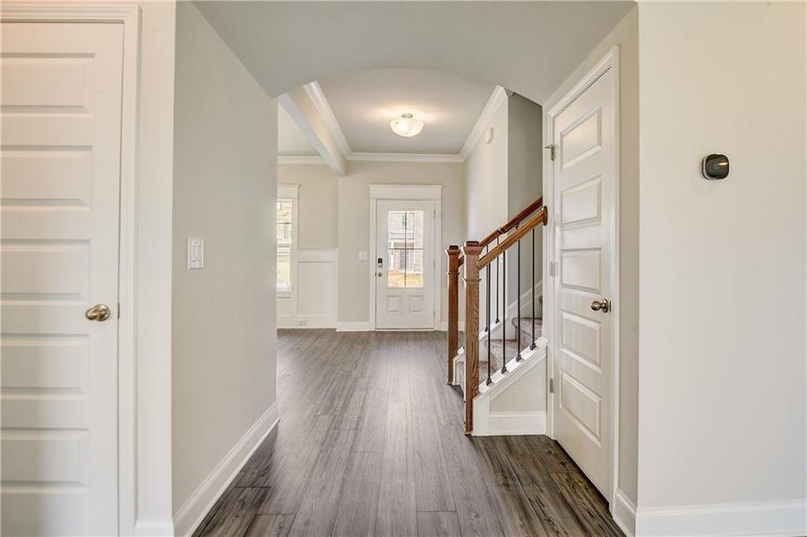 Spacious, unfurnished interior of a new home in Summerlin, Winder (Image 20). Spacious, unfurnished interior of a new home in Summerlin, Winder (Image 20).
