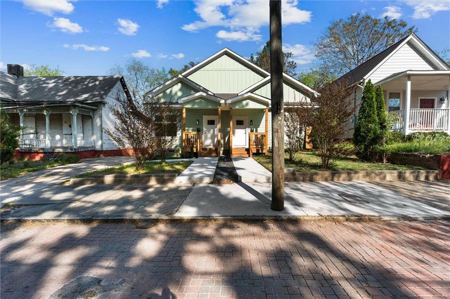 Image 92 of a home in .