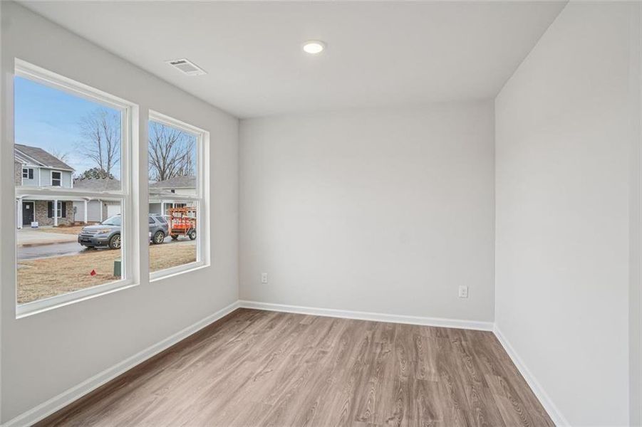 Spacious, unfurnished interior of a new home in Liberty Pointe, Villa Rica (Image 10).