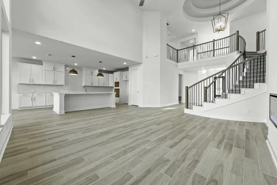 Spacious, unfurnished interior of a new home in Lariat, Liberty Hill (Image 11).