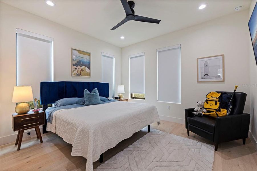 Furnished interior view inside a new home in , Tampa (Image 36).