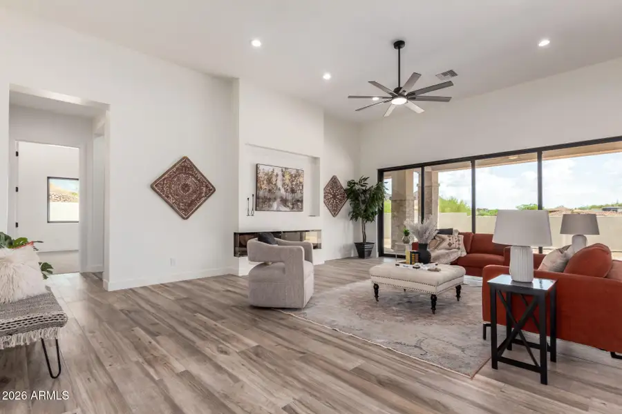 07 - Canyon Vista 07 - Canyon Vista