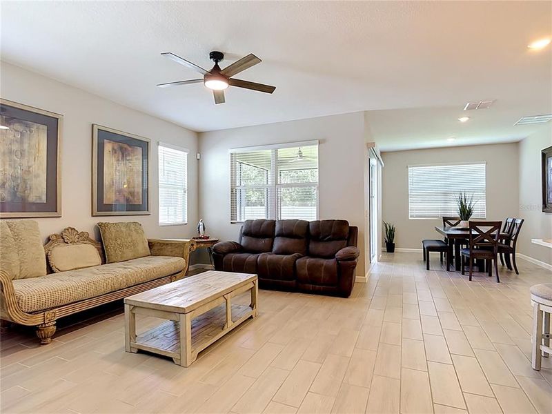Furnished interior view inside a new home in Seasons at Big Sky, Kissimmee (Image 16).