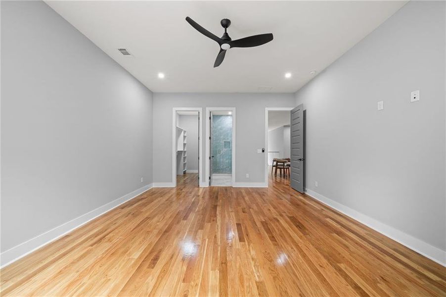 Spacious, unfurnished interior of a new home in , Alpharetta (Image 23).