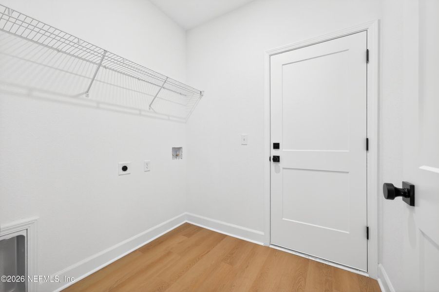 Spacious, unfurnished interior of a new home in , Middleburg (Image 13). Spacious, unfurnished interior of a new home in , Middleburg (Image 13).