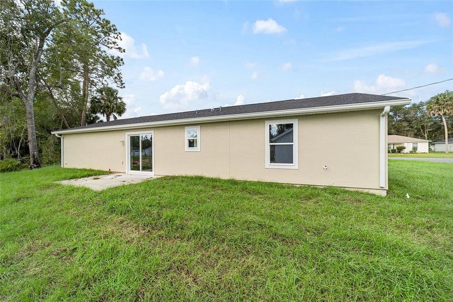 Exterior details and patio area of a home in , Dunnellon (Image 22). Exterior details and patio area of a home in , Dunnellon (Image 22).