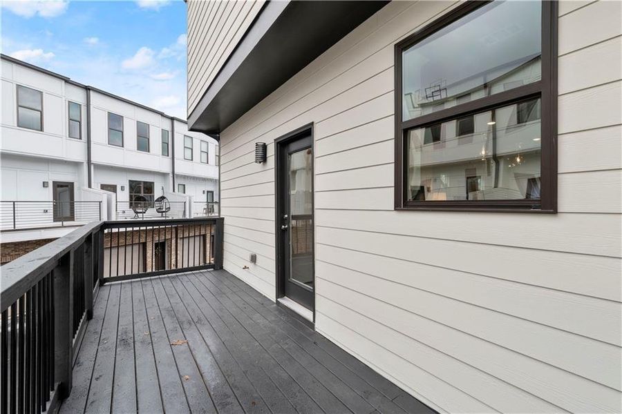 Image 46 of a home in One Riverside West.