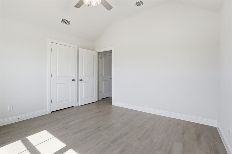 Spacious, unfurnished interior of a new home in , Springtown (Image 27).