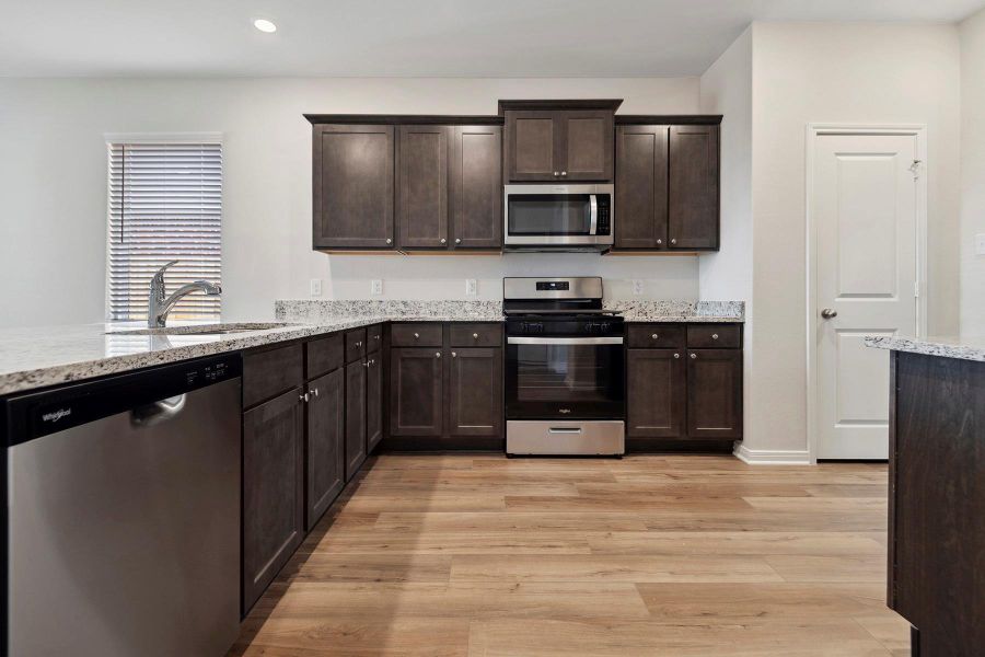 Furnished interior view inside a new home in Freeman Ranch, Katy (Image 7).