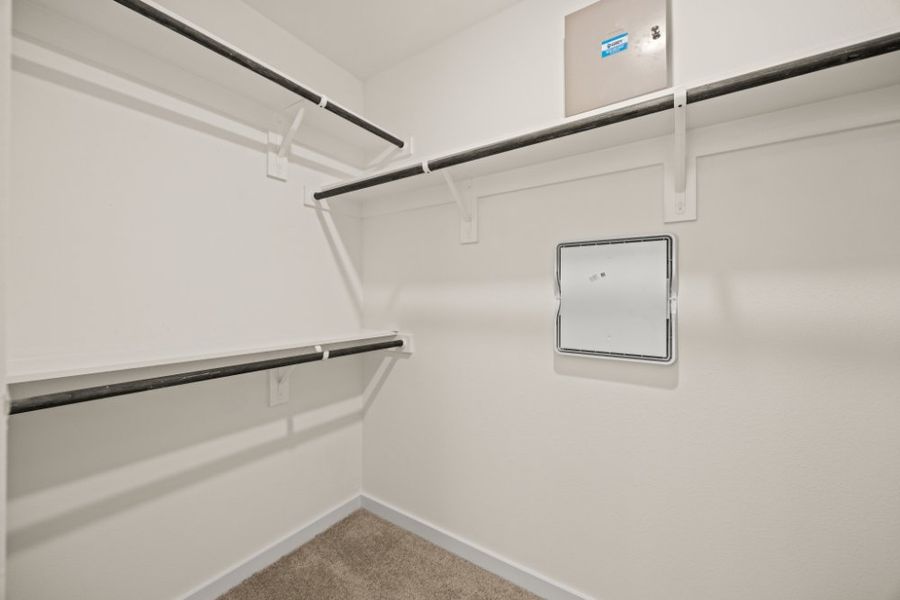 Spacious, unfurnished interior of a new home in Ashland, Houston (Image 30).