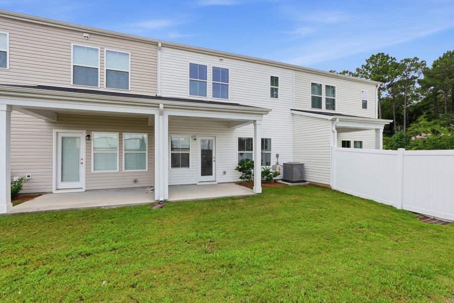Exterior details and patio area of a home in , North Charleston (Image 4).