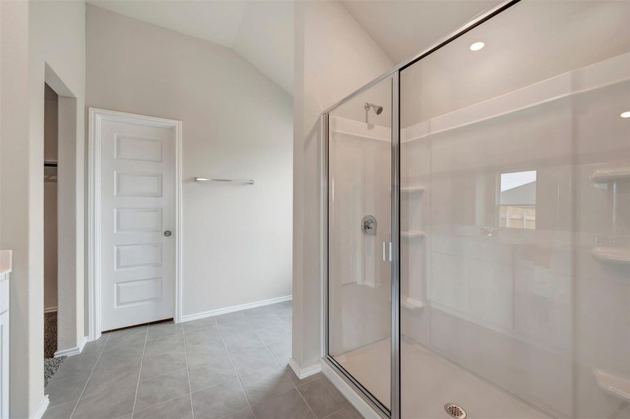 Spacious, unfurnished interior of a new home in Carillon, Manor (Image 26).