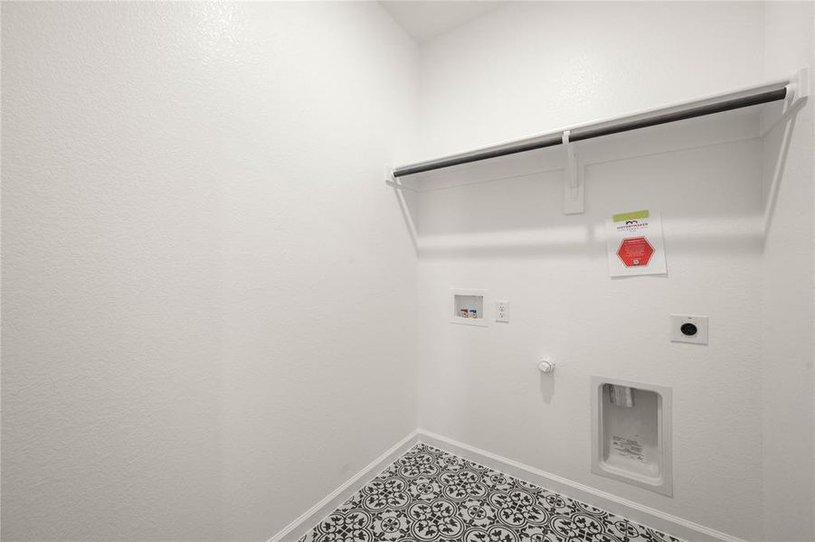 116 Honey Bee- Utility-1