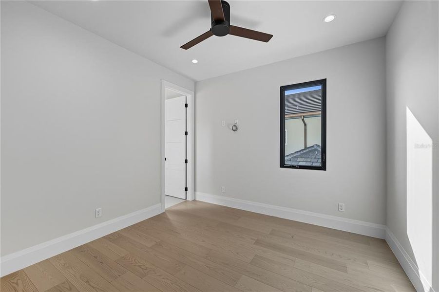 Spacious, unfurnished interior of a new home in , Montverde (Image 45).