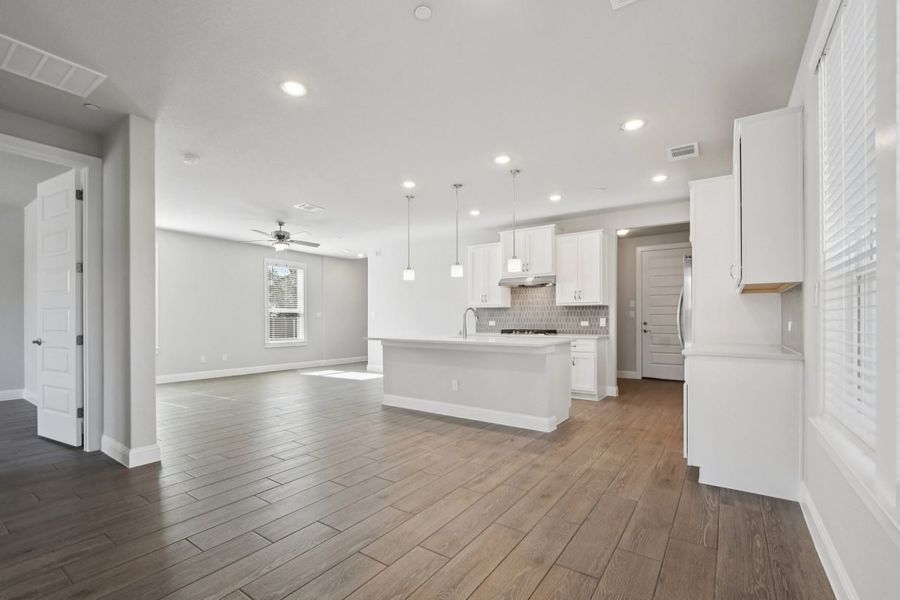 Representative unfurnished interior of a home built from the Clear Creek 2107 by Brohn Homes in Clear Creek, Round Rock (Image 13). Representative unfurnished interior of a home built from the Clear Creek 2107 by Brohn Homes in Clear Creek, Round Rock (Image 13).