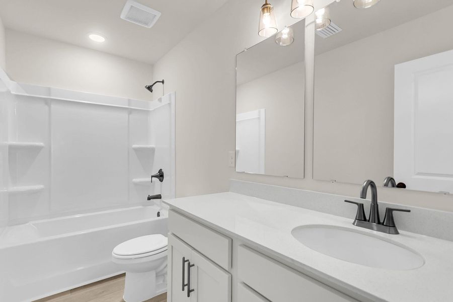 Furnished interior view inside a new home in , Ravenel (Image 7).
