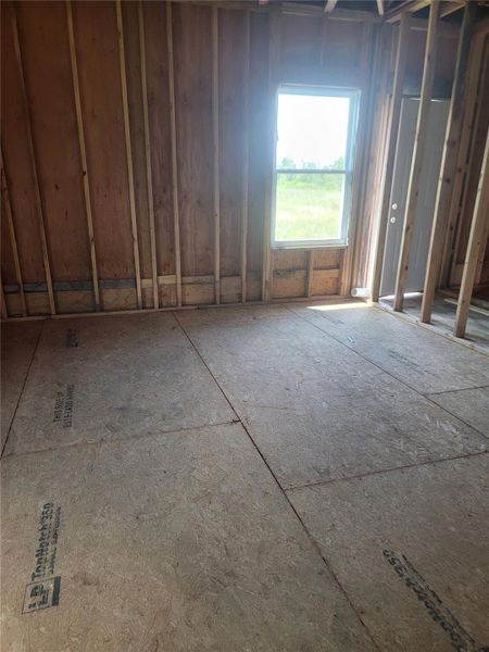 Spacious, unfurnished interior of a new home in , Cleveland (Image 7).