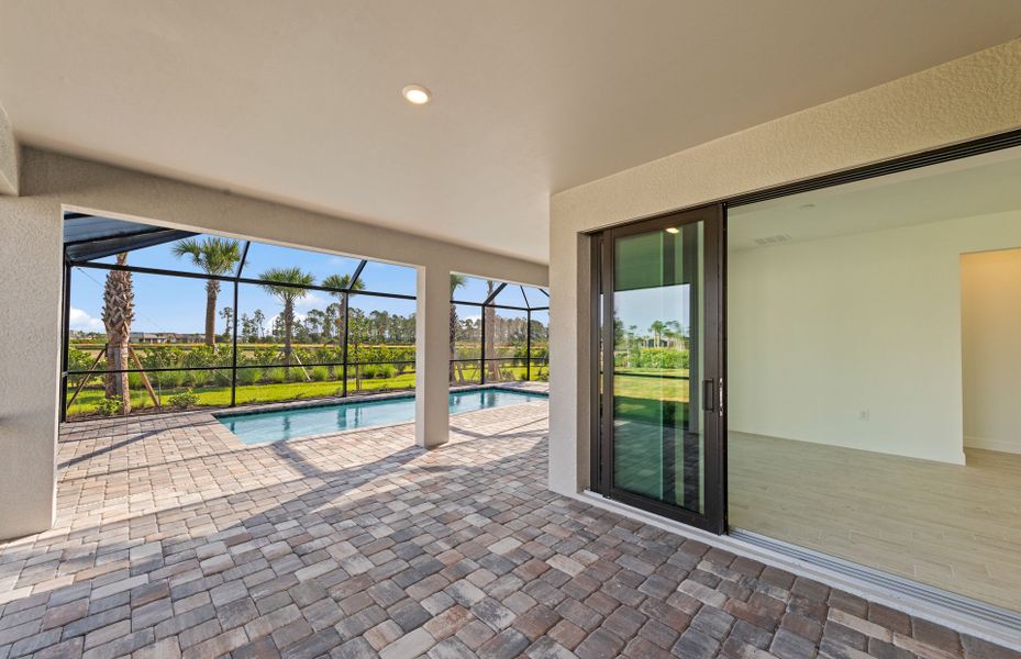 Exterior details and patio area of a home in Terreno, Naples (Image 3).