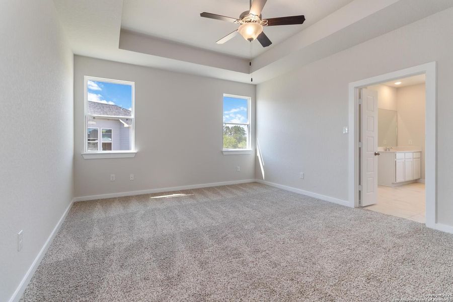 Spacious, unfurnished interior of a new home in Bonita Vista, Pleasanton (Image 25).
