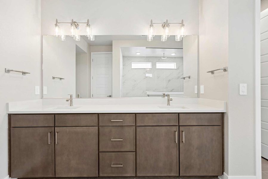 The Standley - Owner's Bath