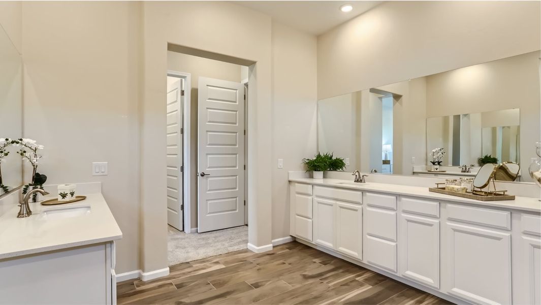 Revelation Owners Bath