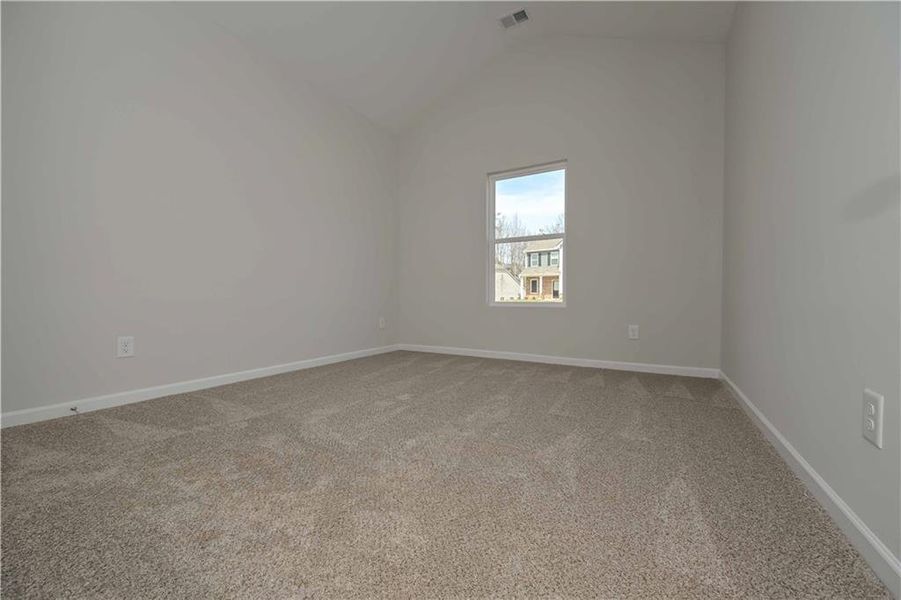 Spacious, unfurnished interior of a new home in , Villa Rica (Image 8).