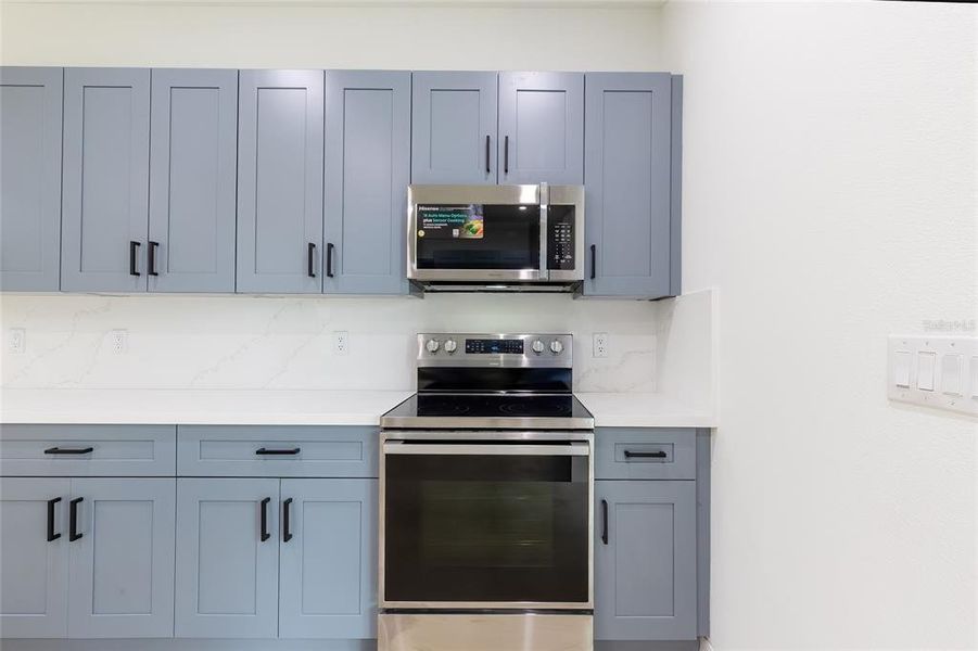 Furnished interior view inside a new home in , Sebring (Image 18).