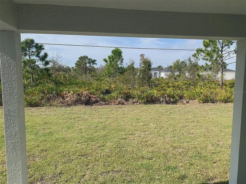 Exterior details and patio area of a home in Gulf Cove, Port Charlotte (Image 3).
