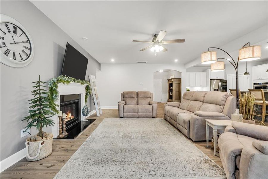 Furnished interior view inside a new home in , Griffin (Image 40).