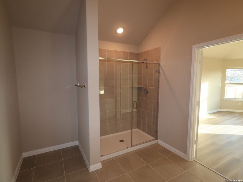 Furnished interior view inside a new home in Greenspoint Heights, Seguin (Image 6).