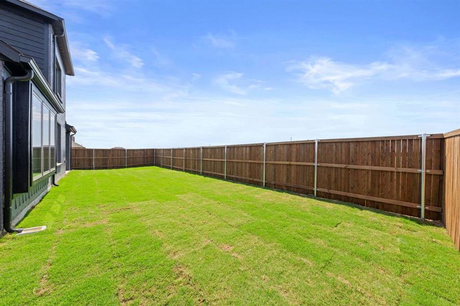 Front exterior of a new home in , Venus, TX, highlighting curb appeal (Image 20).