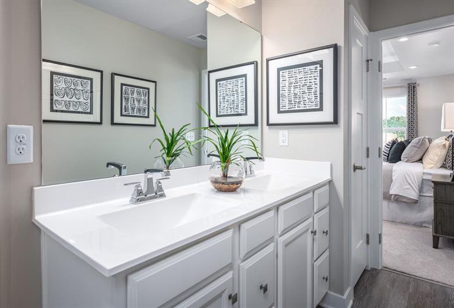 Representative furnished interior of a home built from the Roxbury End Home by Ryan Homes in Creek Water Townhomes, Indian Land (Image 11).