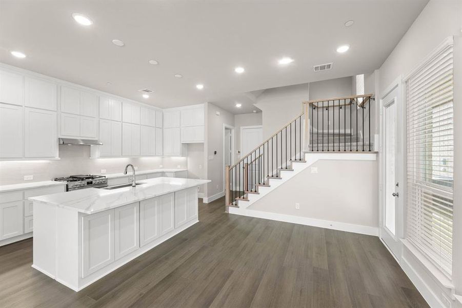 1846 Wittington-Dining-1