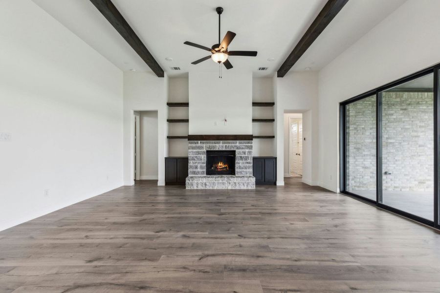 Representative unfurnished interior of a home built from the Harris by Kindred Homes in Berkshire Estates, Mesquite (Image 32).
