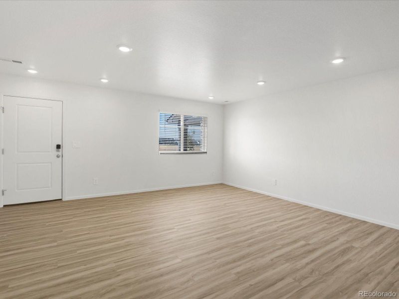 Photos are representative only and are not of the actual home. Actual finishes, elevation, and features may vary.