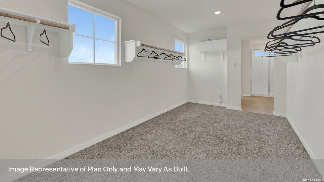 Spacious, unfurnished interior of a new home in Mayfair, New Braunfels (Image 18).