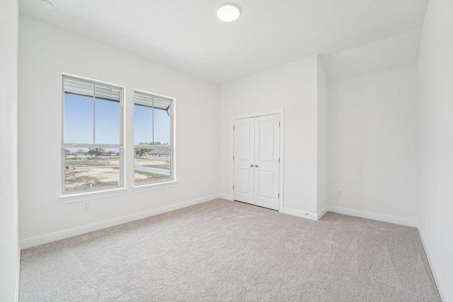 Spacious, unfurnished interior of a new home in Sage Hollow, Kyle (Image 18).