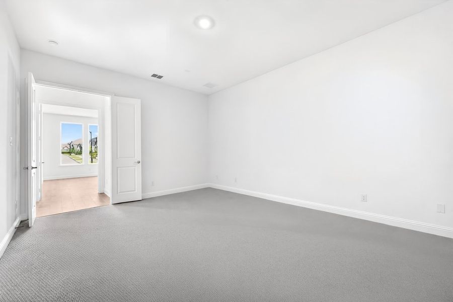 Spacious, unfurnished interior of a new home in The Ranch at Uptown Celina, Celina (Image 22).